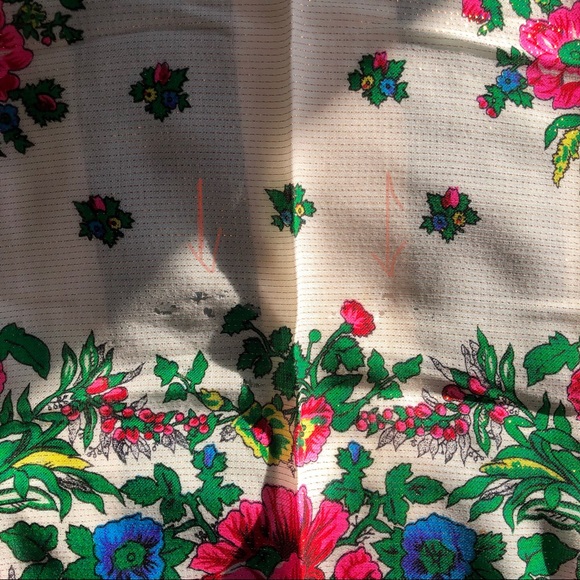 Scarf/fabric - Picture 3 of 7